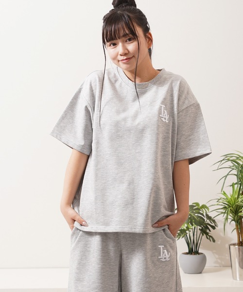 STAY GOLD（ステイゴールド）の「【STAYGOLD】LA ロゴ刺繍 ショート丈 ボックスシルエット 裏毛スウェットTシャツ / セットアップ対応 / LA Logo Embroidered Sweatshirt T-Shirt（Tシャツ/カットソー・レディース・ブラック/ホワイト/グリーン/ネイビー/グレー・XL/M/L）」の16枚目の写真