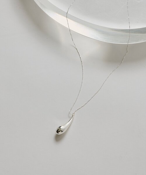 THE PAUSE（ザ ポーズ）の「【THE PAUSE】モチーフロングネックレス（ネックレス・レディース・シルバー/ゴールド・FREE）」の3枚目の写真