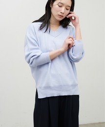 LARUTA（ラルータ）の「【LARUTA】スウェットライクダブルジャガード2重Vネックニットプルオーバー（ニット/セーター）」