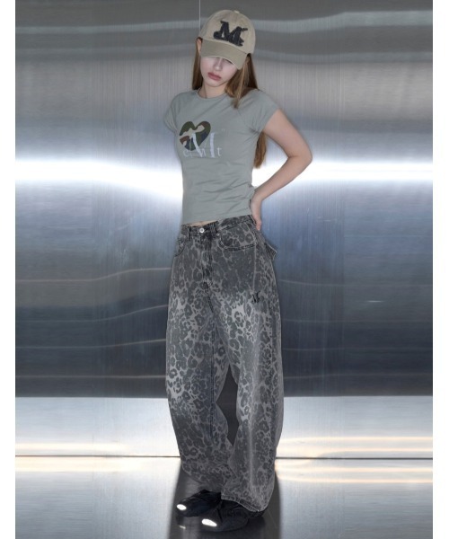 MUCENT(ムセント)の「A'GEM/9 × .kom 『MUCENT/ムセント』 CANYON HEART CAMO HALF T UNISEX/キャニオンハートカモ Tシャツ(Tシャツ/カットソー・レディース・カーキ/チャコールグレー・XS)」の6枚目の写真