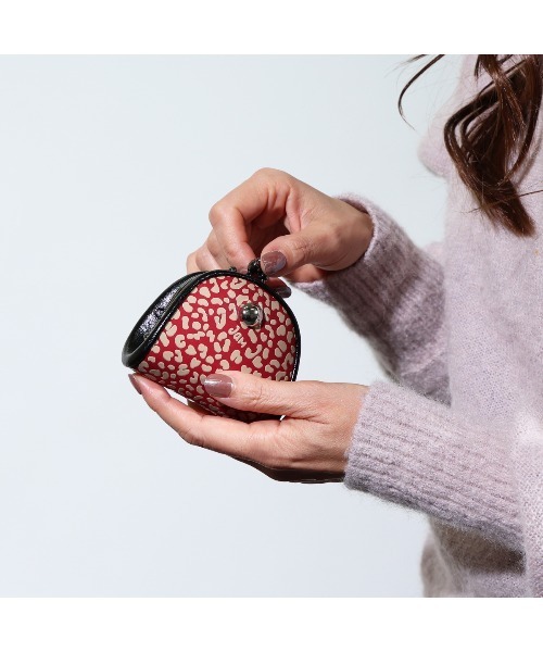 JAM HOME MADE（ジャムホームメイド）の「印伝/印傳屋 鹿革 レザー ガマコインケース レオパード レッド/ブランド/コラボ/メンズ/人気（コインケース・メンズ・レッド系その他・ONE SIZE）」の2枚目の写真