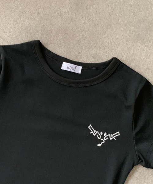 lilful（リルフル）の「【26年春夏新作】羽デザイン ドット柄レース 半袖Tシャツ（Tシャツ/カットソー・レディース・ブラック/グレー・M/S）」の5枚目の写真