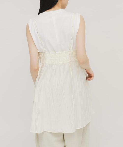 KBF（ケイビーエフ）の「リンクルミニキャミワンピース（ワンピース・レディース・ダークブラウン/チャコールグレー/アイボリー・ONE）」の6枚目の写真