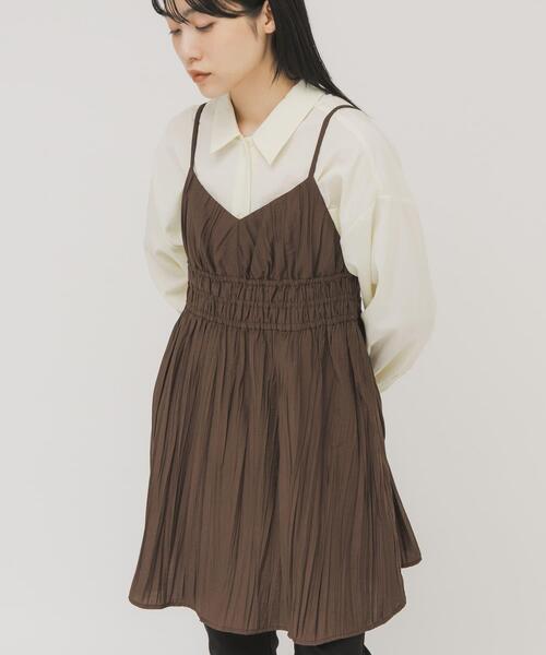KBF（ケイビーエフ）の「リンクルミニキャミワンピース（ワンピース・レディース・ダークブラウン/チャコールグレー/アイボリー・ONE）」の12枚目の写真