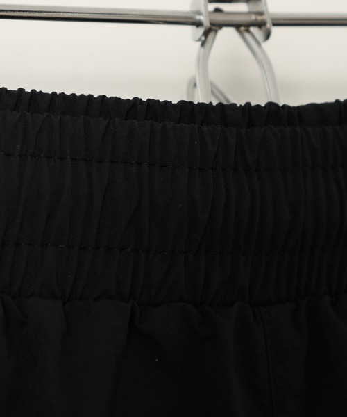 FILA HERITAGE（フィラヘリテージ）の「FILA HERITAGE SEGA SHORT PANT ナイロンショートパンツ（その他パンツ・メンズ・カーキ/ブラック・XL/L/M）」の7枚目の写真