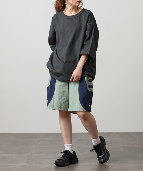 FILA HERITAGE（フィラヘリテージ）の「FILA HERITAGE SEGA SHORT PANT ナイロンショートパンツ（その他パンツ・メンズ・カーキ/ブラック・XL/L/M）」の5枚目の写真