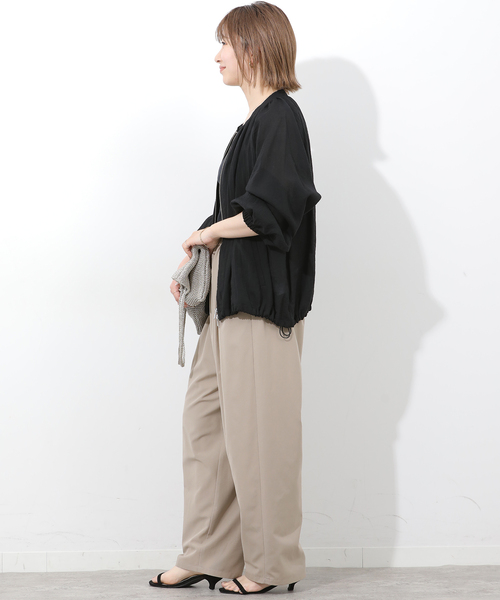 JOURNAL STANDARD relume（ジャーナルスタンダード　レリューム）の「［手洗い可］シアーギャザージップブルゾン（その他アウター・レディース・ブラック/ベージュ・FREE）」の4枚目の写真