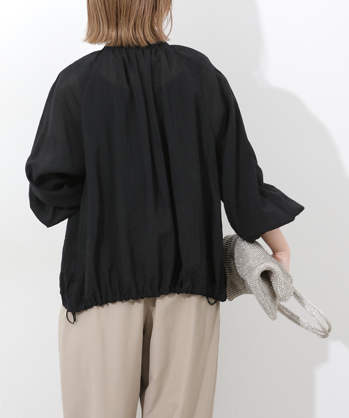JOURNAL STANDARD relume（ジャーナルスタンダード　レリューム）の「［手洗い可］シアーギャザージップブルゾン（その他アウター・レディース・ブラック/ベージュ・FREE）」の9枚目の写真