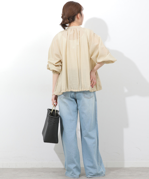 JOURNAL STANDARD relume（ジャーナルスタンダード　レリューム）の「［手洗い可］シアーギャザージップブルゾン（その他アウター・レディース・ブラック/ベージュ・FREE）」の12枚目の写真