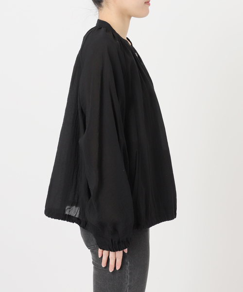 JOURNAL STANDARD relume（ジャーナルスタンダード　レリューム）の「［手洗い可］シアーギャザージップブルゾン（その他アウター・レディース・ブラック/ベージュ・FREE）」の20枚目の写真