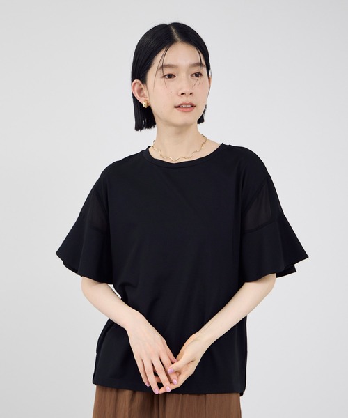 Mac-House(マックハウス)の「【Idnes / イドネス】 異素材ドッキング シアーフレアスリーブ トップス(Tシャツ/カットソー・レディース・グレー/ホワイト/パープル/ブラック/サックスブルー・FREE)」の2枚目の写真