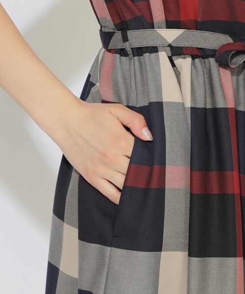 CB CRESTBRIDGE(シービークレストブリッジ)の「クレストブリッジチェックフレンチスリーブワンピース(ワンピース・レディース・ベージュ系その他3・M/S)」の13枚目の写真