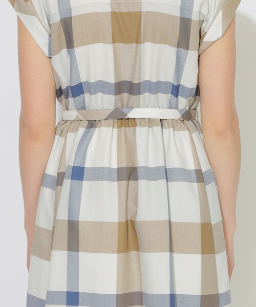 CB CRESTBRIDGE(シービークレストブリッジ)の「クレストブリッジチェックフレンチスリーブワンピース(ワンピース・レディース・ベージュ系その他3・M/S)」の6枚目の写真