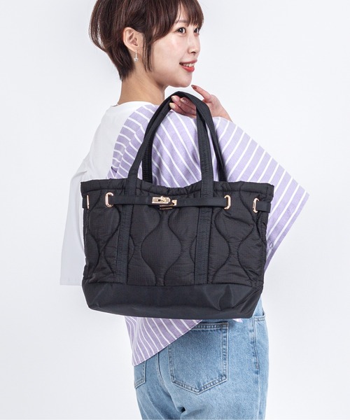 Rivel(リヴェル)の「【TRIFFER/トリファー】キルティングトートバッグ A4サイズ(トートバッグ・レディース・ベージュ/ブラウン/オリーブ/ブラック・FREE)」の2枚目の写真