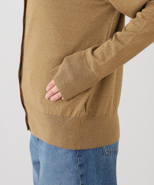 Deuxieme Classe(ドゥーズィエムクラス)の「BRONZER RICH Vネック カーディガン(カーディガン/ボレロ・レディース・キャメル・FREE)」の19枚目の写真