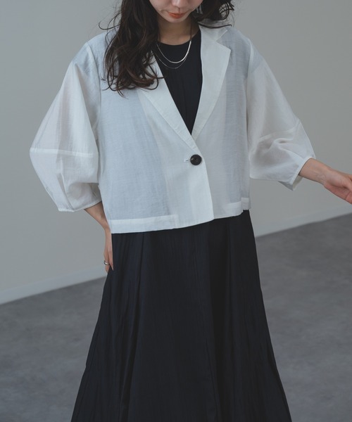 refinedworks（リファインドワークス）の「【refinedworks】トレンド の ランタン袖 ショートジャケット（その他アウター・レディース・ブラック/ホワイト・FREE）」の3枚目の写真