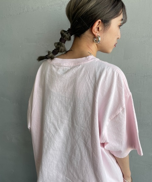 FUNG（ファング）の「[FUNG/ファング] 別注 ALOHA MAHALO カットオフプリントTシャツ（Tシャツ/カットソー・レディース・ピンク/ホワイト・M）」の8枚目の写真
