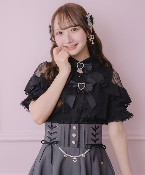 ROJITA(ロジータ)の「レース切替ボリュームフリルブラウス(シャツ/ブラウス・レディース・ピンク/ホワイト/ブラック/ボルドー・FREE)」の1枚目の写真