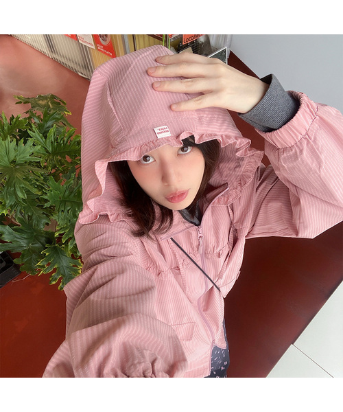 MASMARULEZ APPAREL(マスマルールズ アパレル)の「Check Frill Windbreaker Jacket_Pink(ナイロンジャケット・レディース・PINK・ONE SIZE)」の1枚目の写真