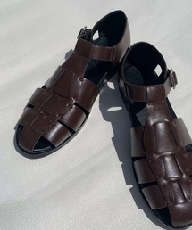 a.v.v（アーヴェヴェ）の「グルカサンダル（サンダル）」