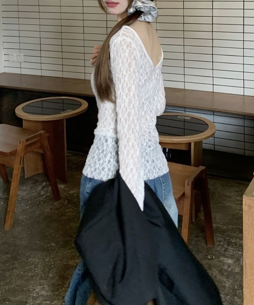 Miniministore(ミニミニストア)の「レーストップス前後2wayシアートップス(Tシャツ/カットソー・レディース・ホワイト/ブラック・FREE)」の5枚目の写真