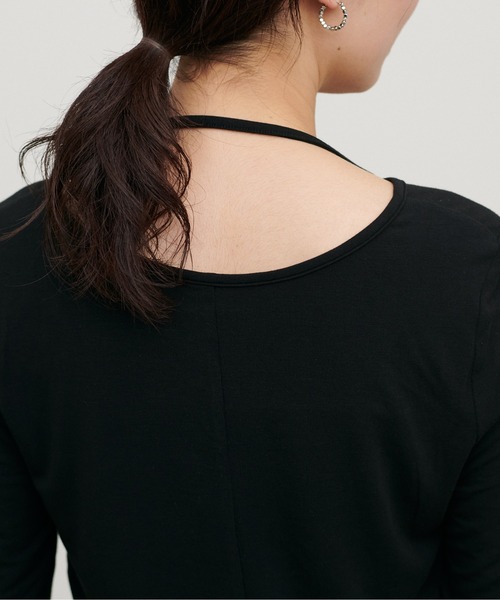LARUTA（ラルータ）の「【LARUTA】ホルターネック風半袖カットソー（Tシャツ/カットソー・レディース・ブラック/パープル/カーキ/アイボリー・FREE）」の8枚目の写真