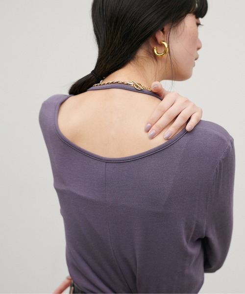 LARUTA（ラルータ）の「【LARUTA】ホルターネック風半袖カットソー（Tシャツ/カットソー・レディース・ブラック/パープル/カーキ/アイボリー・FREE）」の14枚目の写真