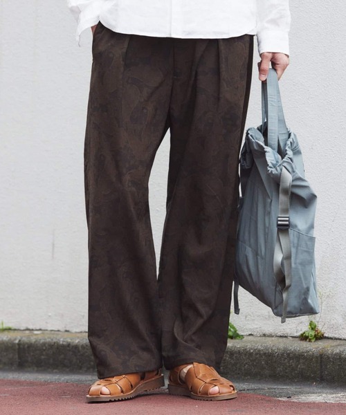 JOURNAL STANDARD relume(ジャーナルスタンダード レリューム)の「RIRANCHA(R) / リランチェ シアー プリント オーバーパンツ(スラックス・メンズ・ネイビー/ベージュ系その他/ブラウン・LARGE/MEDIUM/SMALL)」の2枚目の写真