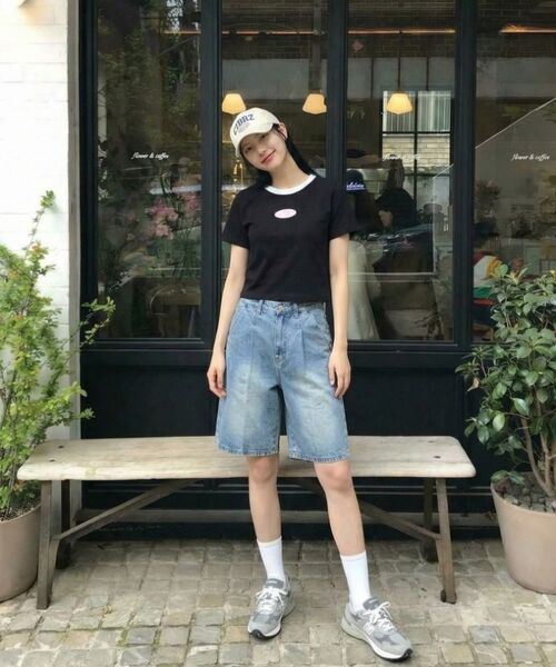 BASIC LABEL（ベーシックラベル）の「Jenna Carpenter Bermuda Denim Shorts 3 Color [BLSD_7501]（その他パンツ・レディース・ブルー/イエロー× ブルー/グレー・X-LARGE/2XL/SMALL/MEDIUM/LARGE）」の8枚目の写真
