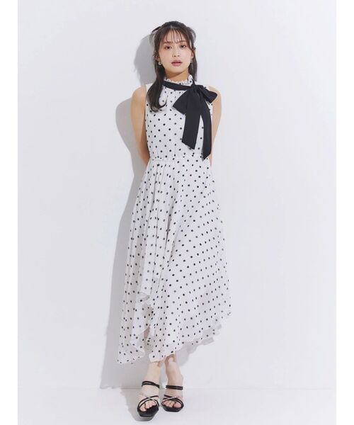 MERCURYDUO(マーキュリーデュオ)の「ドットバイカラーリボンイレヘムワンピース(ワンピース・レディース・ブラック/オフホワイト・FREE)」の5枚目の写真