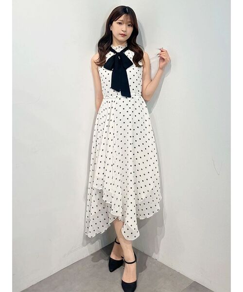 MERCURYDUO(マーキュリーデュオ)の「ドットバイカラーリボンイレヘムワンピース(ワンピース・レディース・ブラック/オフホワイト・FREE)」の11枚目の写真