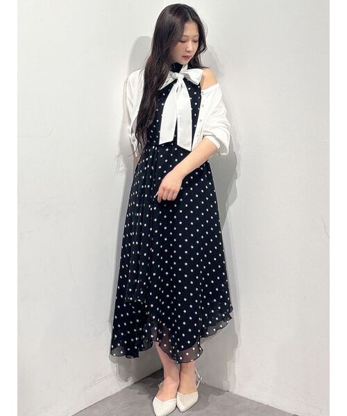 MERCURYDUO(マーキュリーデュオ)の「ドットバイカラーリボンイレヘムワンピース(ワンピース・レディース・ブラック/オフホワイト・FREE)」の7枚目の写真
