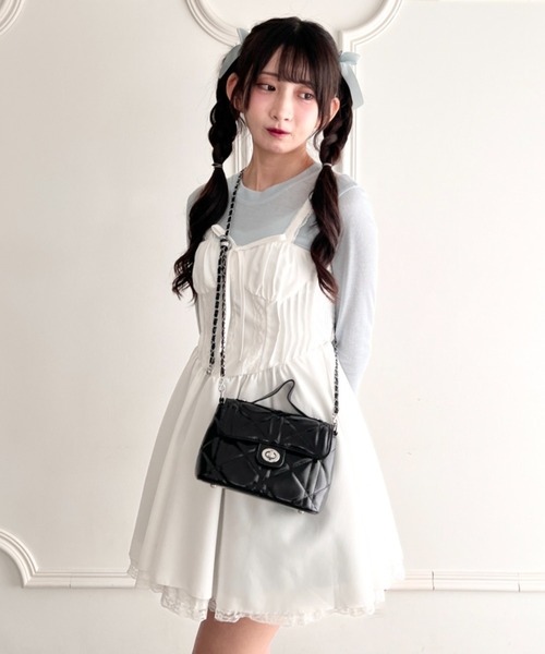 Loueme(ルエム)の「キルティングチェーン2WAYショルダーバッグ(ショルダーバッグ・レディース・ピンク/オフホワイト/ブラック・FREE)」の12枚目の写真