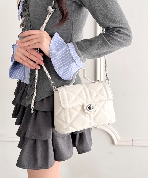 Loueme(ルエム)の「キルティングチェーン2WAYショルダーバッグ(ショルダーバッグ・レディース・ピンク/オフホワイト/ブラック・FREE)」の6枚目の写真