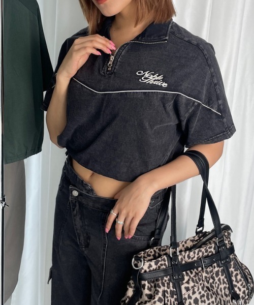 ROGER AND RAW(ロジャーアンドロウ)の「パイピングロゴ刺繍 ハイネック半袖トップス(Tシャツ/カットソー・レディース・ホワイト/ブラック/グリーン/ネイビー・FREE)」の21枚目の写真