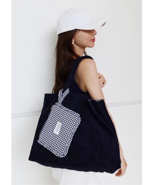 LUDICRUM（ルーディクルム）の「Pile tote bag with mini pouch（トートバッグ・レディース・ピンク/ネイビー/グレー・FREE）」の2枚目の写真