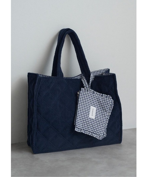 LUDICRUM（ルーディクルム）の「Pile tote bag with mini pouch（トートバッグ・レディース・ピンク/ネイビー/グレー・FREE）」の15枚目の写真
