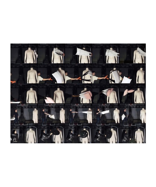 VILLA BOOKS(ヴィラ ブックス)の「A MANUAL FOR LIVING CURATED FOR NIKE(本・メンズ・その他・FREE)」の21枚目の写真