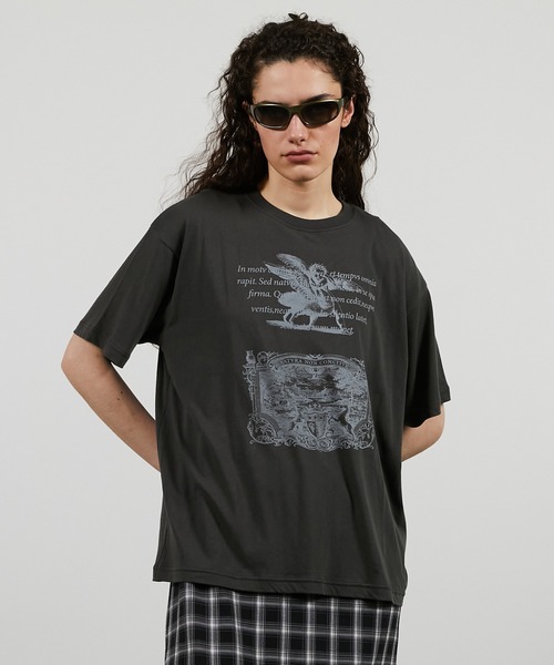 PRANK PROJECT(プランクプロジェクト)の「メディエバルアートTシャツ / Medieval Art T-shirt(Tシャツ/カットソー・レディース・チャコールグレー/ホワイト/グレー・FREE)」の2枚目の写真