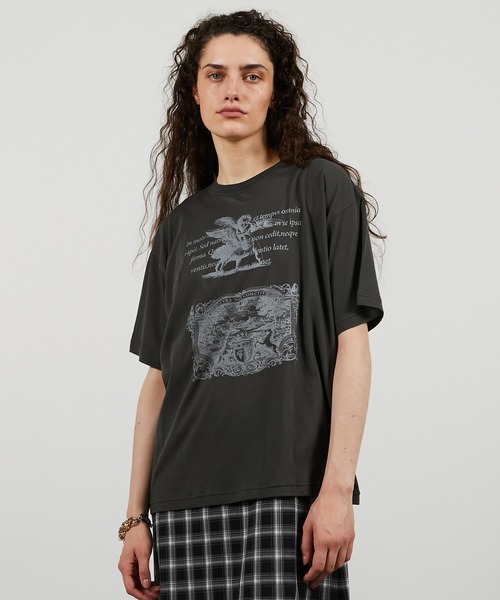PRANK PROJECT(プランクプロジェクト)の「メディエバルアートTシャツ / Medieval Art T-shirt(Tシャツ/カットソー・レディース・チャコールグレー/ホワイト/グレー・FREE)」の12枚目の写真