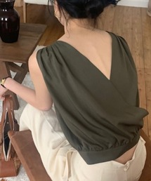 バッククロスタンクトップ