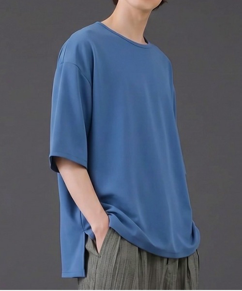 revertical(リバーティカル)の「ビッグシルエット クルーネック 半袖Tシャツ(Tシャツ/カットソー・メンズ・ライトカーキ/ブルー/スモークピンク/ベージュ・MEDIUM/LARGE/SMALL)」の15枚目の写真