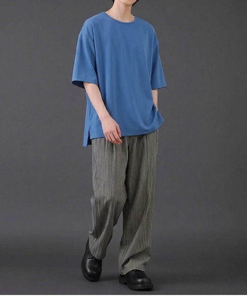 revertical(リバーティカル)の「ビッグシルエット クルーネック 半袖Tシャツ(Tシャツ/カットソー・メンズ・ライトカーキ/ブルー/スモークピンク/ベージュ・MEDIUM/LARGE/SMALL)」の17枚目の写真