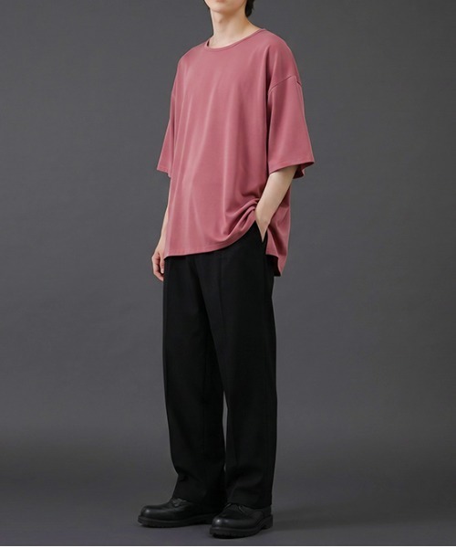 revertical(リバーティカル)の「ビッグシルエット クルーネック 半袖Tシャツ(Tシャツ/カットソー・メンズ・ライトカーキ/ブルー/スモークピンク/ベージュ・MEDIUM/LARGE/SMALL)」の21枚目の写真