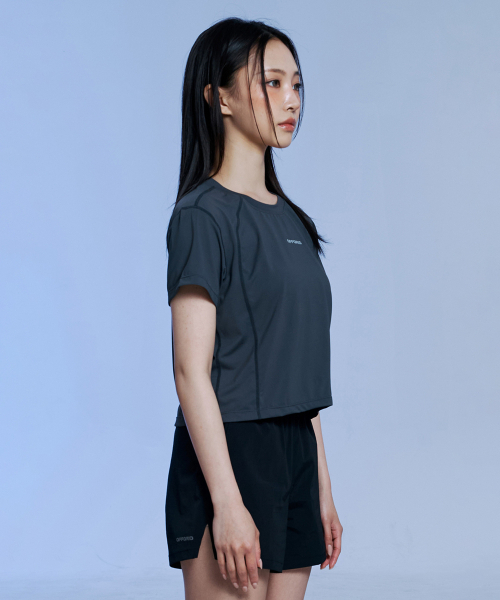 OFFGRID(オフグリッド)の「Wクーリアアスキンクロップ半袖Tシャツ-チャコール(Tシャツ/カットソー・レディース・その他・SMALL/MEDIUM/LARGE)」の4枚目の写真