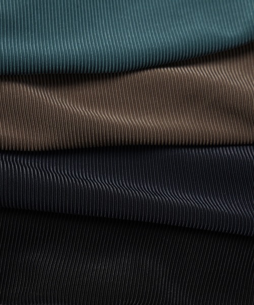 CULLNI(クルニ)の「Ultra Fiber Cord Pique Drawstring Wide Pants(スラックス・メンズ・チャコール/ネイビー/グリーン/ブラック・0/1/2)」の7枚目の写真