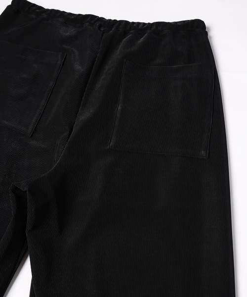 CULLNI(クルニ)の「Ultra Fiber Cord Pique Drawstring Wide Pants(スラックス・メンズ・チャコール/ネイビー/グリーン/ブラック・0/1/2)」の19枚目の写真