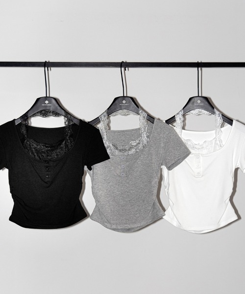 me+em select(ミームセレクト)の「【 3color 】レースレイヤードホルターヘンリーネック半袖Tシャツ / lace layered halter henley neck short sleeve T-shirt(Tシャツ/カットソー・レディース・ブラック/ホワイト/グレー・FREE)」の18枚目の写真