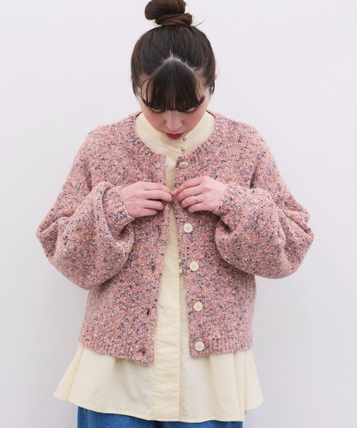 l'atelier du savon(アトリエドサボン)の「星ぼし ファンシーヤーン カーディガン(カーディガン/ボレロ・レディース・グレー/ピンク・FREE)」の2枚目の写真
