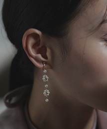小粒パール フラワーモチーフ イヤリング | 揺れるイヤリング・オケージョンイヤリング・結婚式アクセサリー